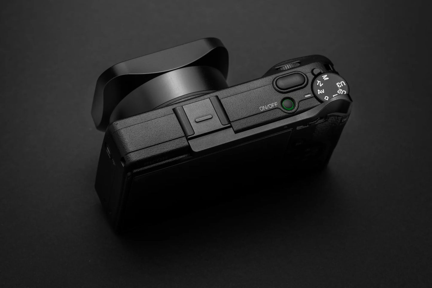 SQUAREHOOD Ricoh GR Glass for GR III and GR IIIx