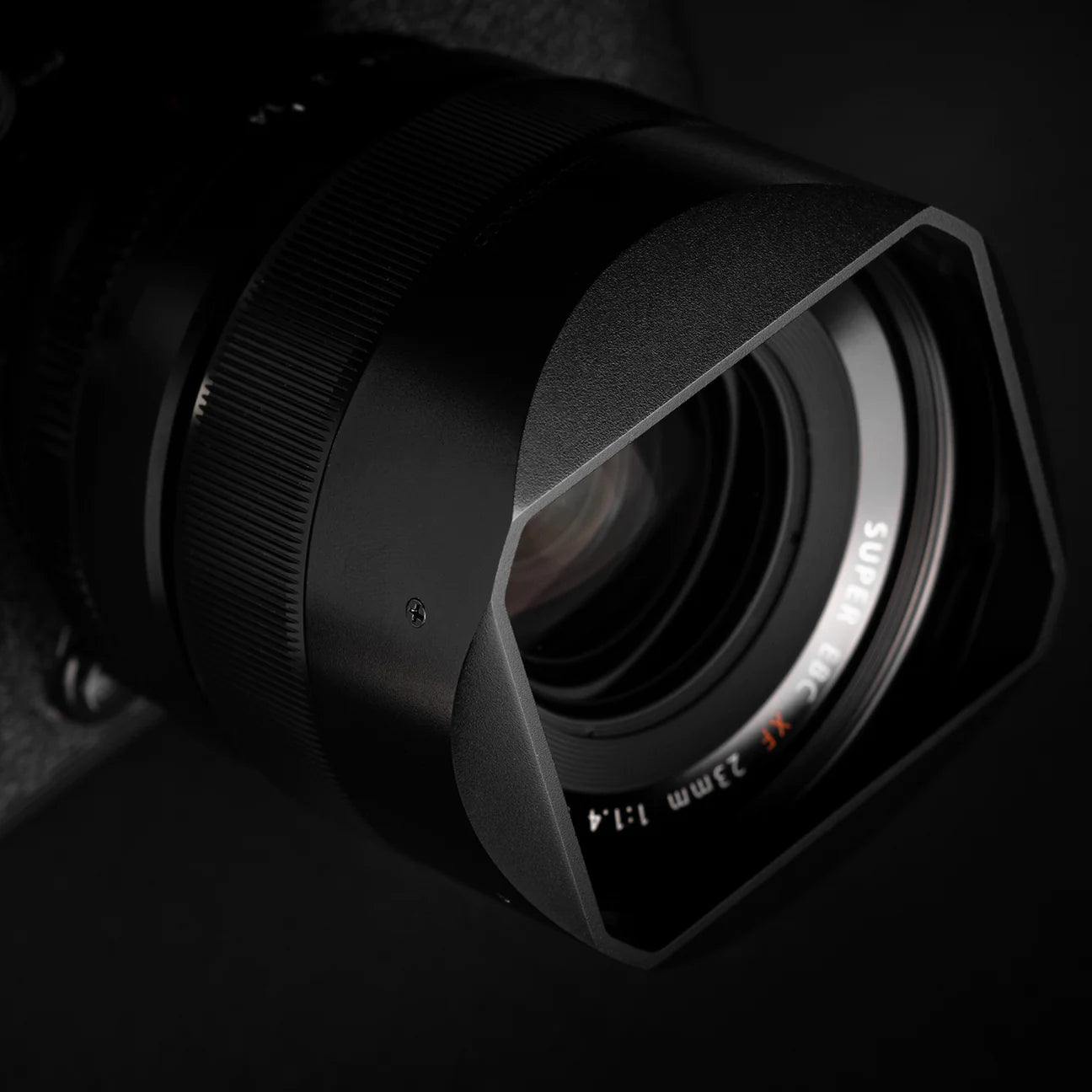 SQUAREHOOD for Fujinon XF 23mm f1.4 R