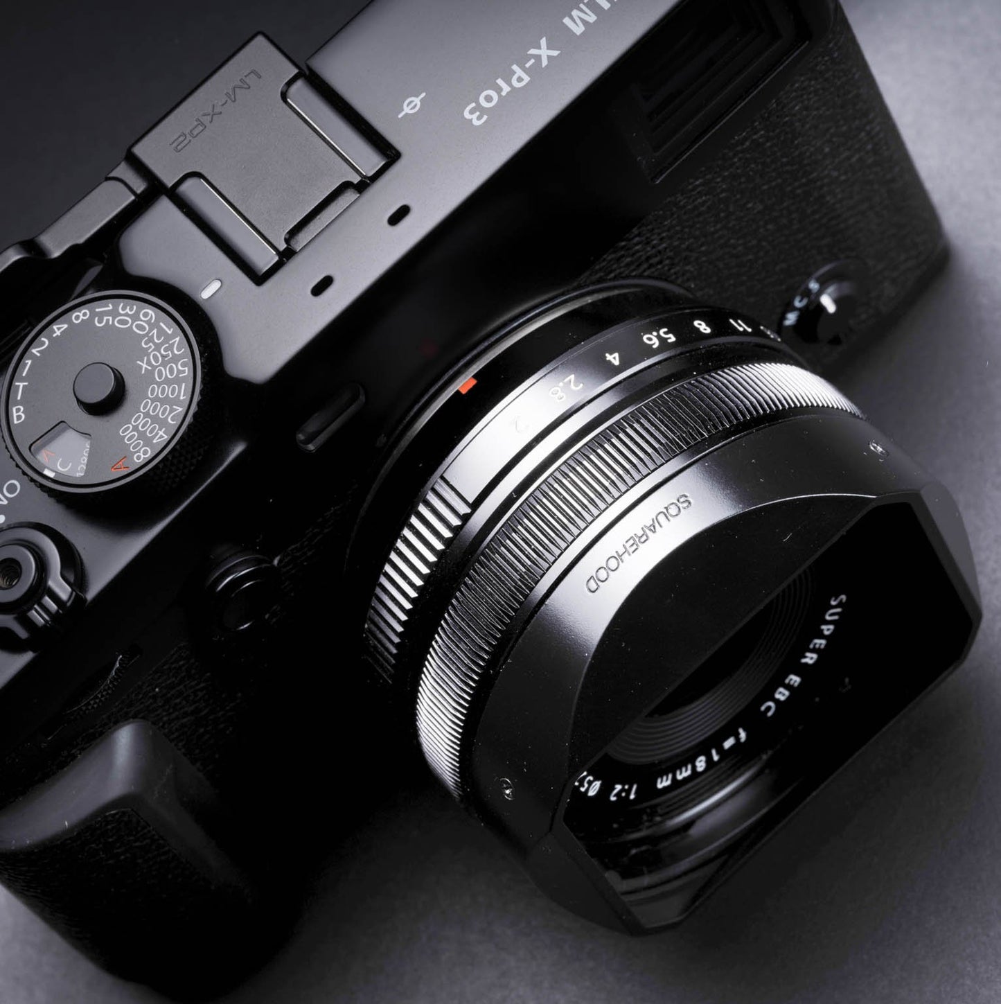 SQUAREHOOD for Fujinon XF 18mm f2~