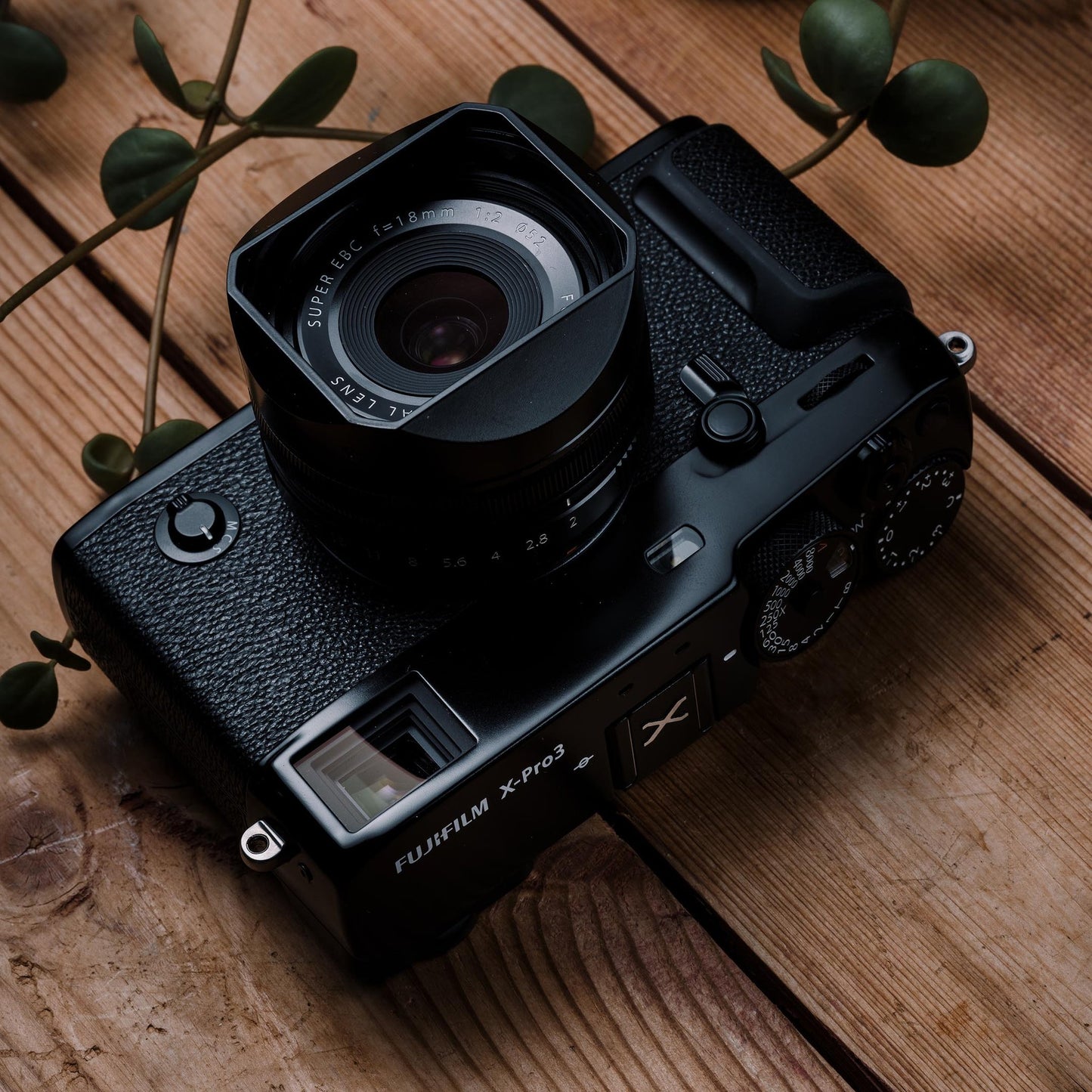 SQUAREHOOD for Fujinon XF 18mm f2~