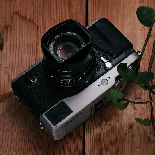 SQUAREHOOD for Fujinon XF 23mm f2 / XF 35mm f2)~