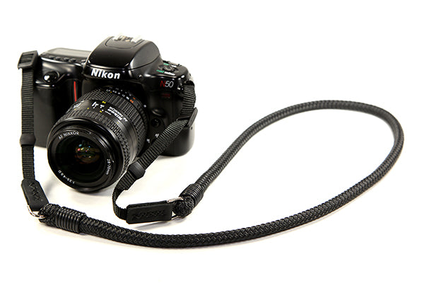 LANCE DSLR Neck Strap Olive Green our Black.