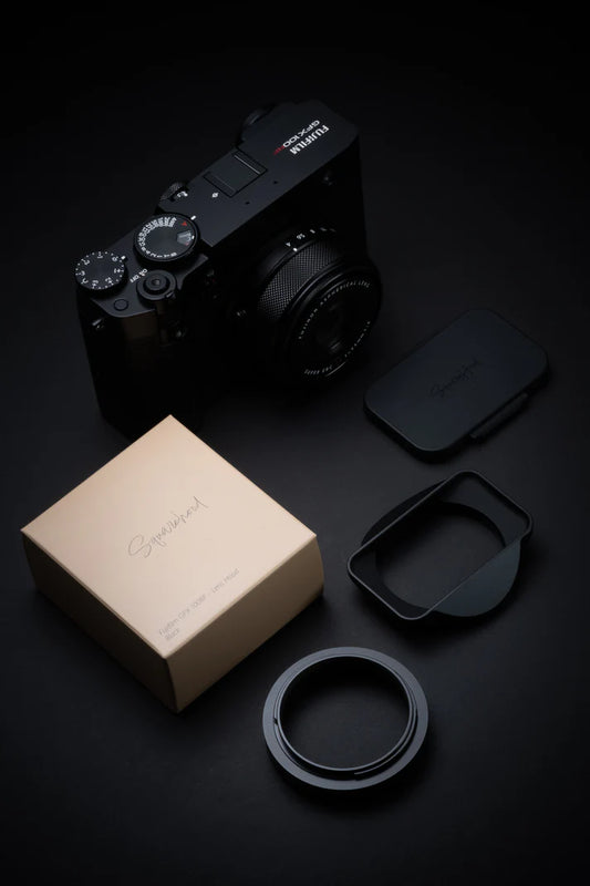 Fuji GFX 100RF lens hood black.